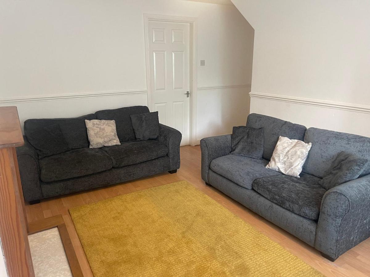 House Number 12 Sleeps Up To 4 With Smart Tvs In Every Room Wellington  Exterior foto